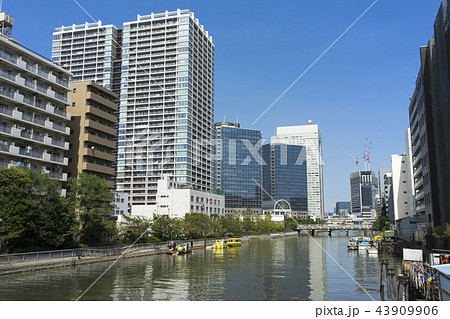 東京　芝浦　運河沿いの風景 43909906