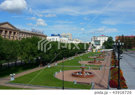 Square in Russia Khabarovsk. LeninSquare. Fountain Square in Russia Khabarovsk. LeninSquare. Fountain 43916726
