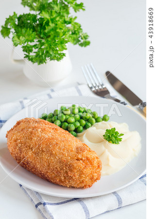 Chicken Kiev, ukrainian cuisine Chicken Kiev, ukrainian cuisine 43918669