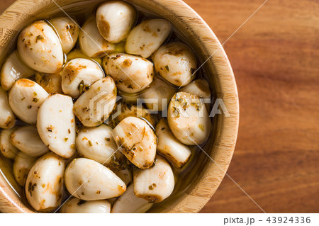 Marinated garlic. Pickled garlic. 43924336