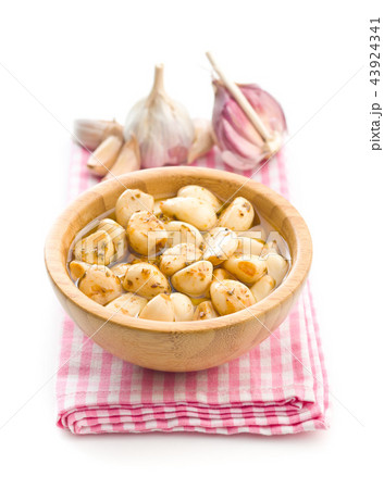 Marinated garlic. Pickled garlic. 43924341