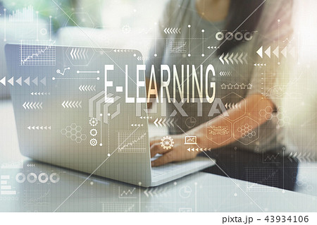 E-Learning with woman using laptop 43934106