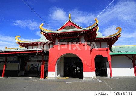 9月　江ノ島49小田急片瀬江ノ島駅・竜宮城駅舎 43939441