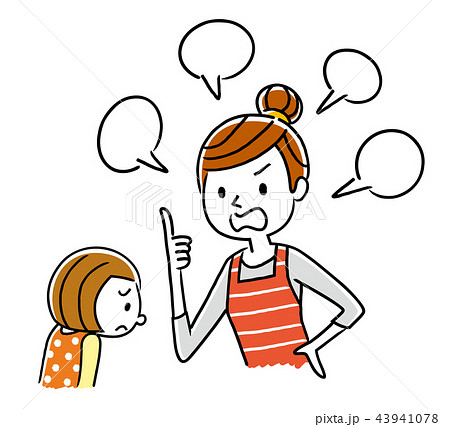 子供を叱る母親 43941078