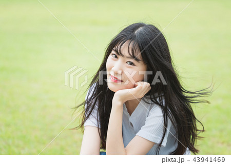 女子大生 カジュアル 韓国人 43941469