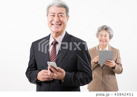 高齢者 老人 韓国人 43942451