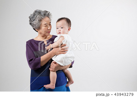 高齢者 老人 韓国人 43943279