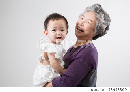 高齢者 老人 韓国人 43943309