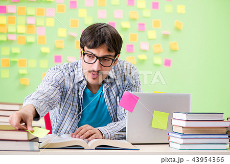 Student with many conflicting priorities 43954366