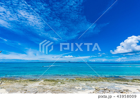 沖縄 水納島の海 沖縄 水納島の海 43958009