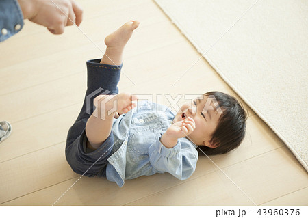 くすぐる くすぐる 43960376