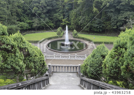 成田山新勝寺 平和の大塔下の西洋庭園の写真素材