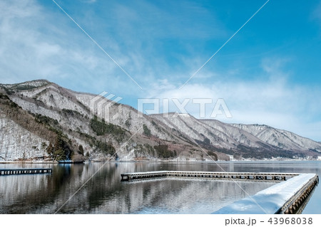 冬の木崎湖 43968038
