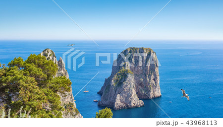 Faraglioni rocks near Capri island, Italy Faraglioni rocks near Capri island, Italy 43968113