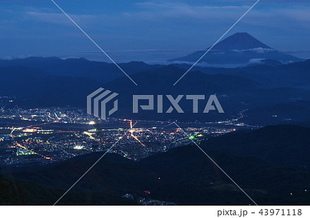 富士と夜景(櫛形山林道展望台) 富士と夜景(櫛形山林道展望台) 43971118