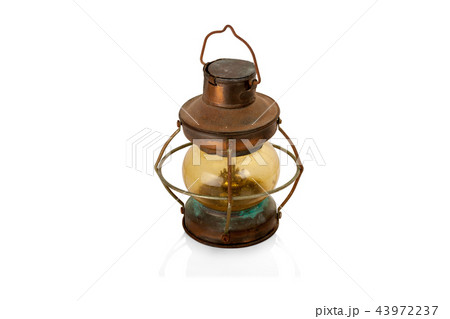 Retro copper kerosene lantern closeup isolated Retro copper kerosene lantern closeup isolated 43972237