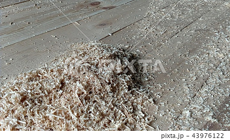 Wood shavings on boards for carpentr craft 43976122