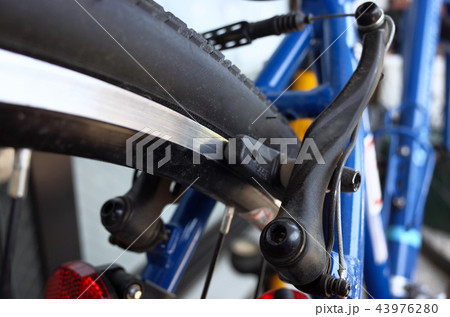 自転車のブレーキ 自転車のブレーキ 43976280