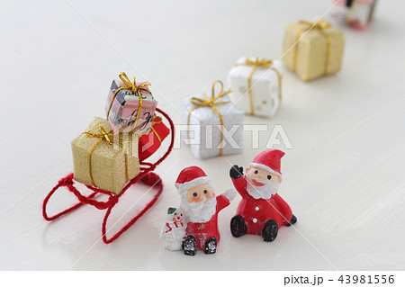 クリスマス 雑貨イメージ 43981556
