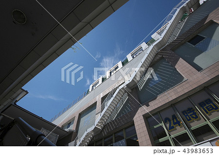 都市 溝の口駅 バスターミナル 都市 溝の口駅 バスターミナル 43983653