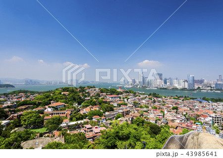 aerial view of Gulangyu island with Xiamen skyline 43985641
