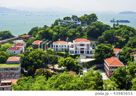 aerial view of Gulangyu island with Xiamen skyline 43985653