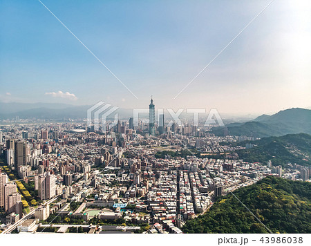 Skyline of taipei city in downtown Taipei, Taiwan. Skyline of taipei city in downtown Taipei, Taiwan. 43986038