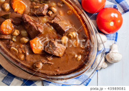 Beef Bourguignon stew in a casserole dish Beef Bourguignon stew in a casserole dish 43989081