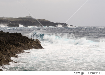 与那国島・荒波 43989410