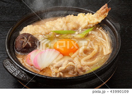 味噌煮込みうどん 43990109