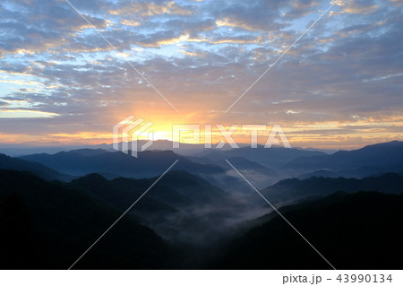 野迫川村の雲海 奈良県吉野郡野迫川村 の写真素材