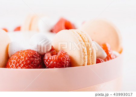 Macaron And Strawberry Birthday Cake Macaron And Strawberry Birthday Cake 43993017