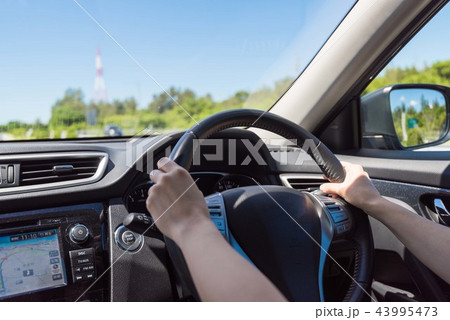 車の運転 43995473