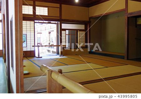 旧呉鎮守府長官官舎の和館部の内部 43995805