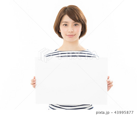若い女性　ホワイトボード 43995877