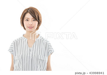 若い女性 若い女性 43998941