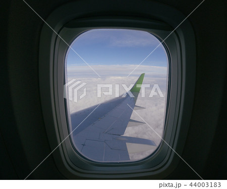 Aiplane Aircraft windows view on the wing aircraft, airlines , aviation skyline transportation Aiplane Aircraft windows view on the wing aircraft, airlines , aviation skyline transportation 44003183