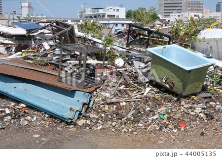 ゴミ置き場 44005135