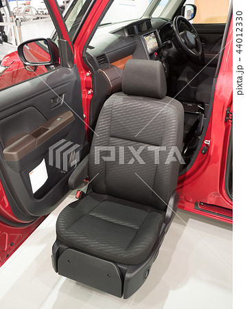 助手席リフトアップシート車 44012330