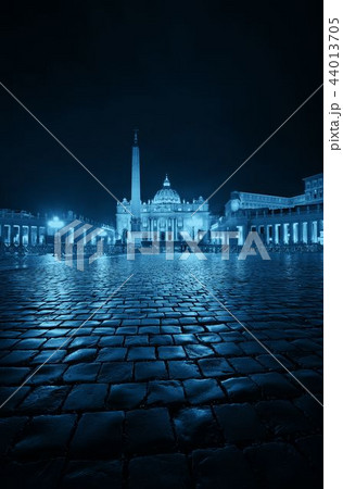 St. Peter’s Basilica 44013705