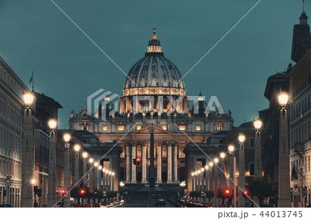 St. Peter’s Basilica and street 44013745