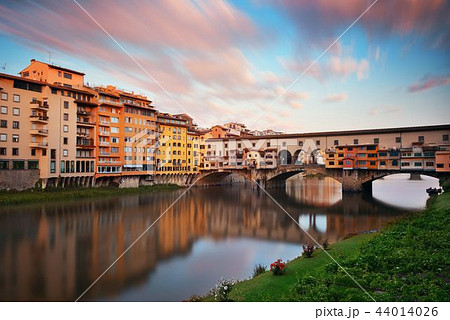 Florence Ponte Vecchio sunrise Florence Ponte Vecchio sunrise 44014026