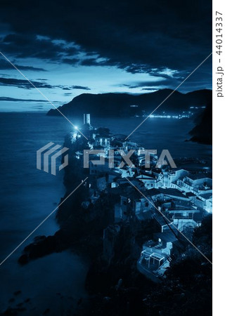 Vernazza at night in Cinque Terre 44014337