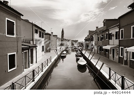 Burano canal black and white 44014444