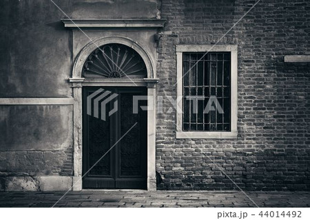 Vintage door and window 44014492