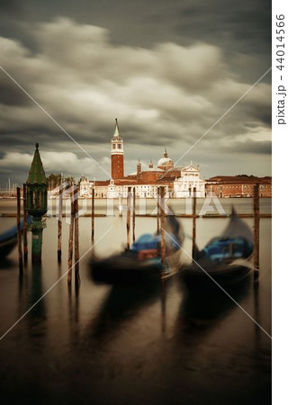 Gondola and San Giorgio Maggiore island Gondola and San Giorgio Maggiore island 44014566