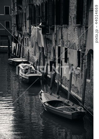 Venice boat alley 44014669