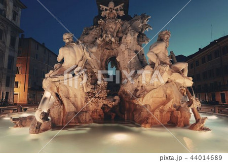 Piazza Navona 44014689