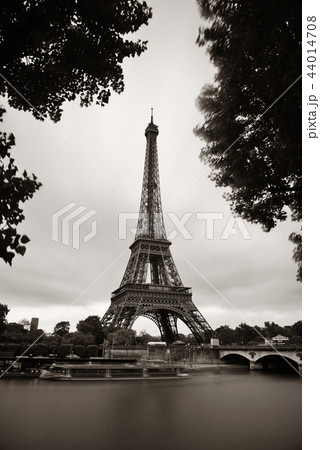 Eiffel Tower Eiffel Tower 44014708