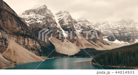 Moraine Lake Moraine Lake 44014933